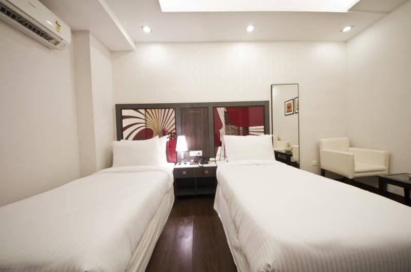 Hotel Pawan Plaza Near Sir Ganga Ram Hospital Delhi  Exterior foto